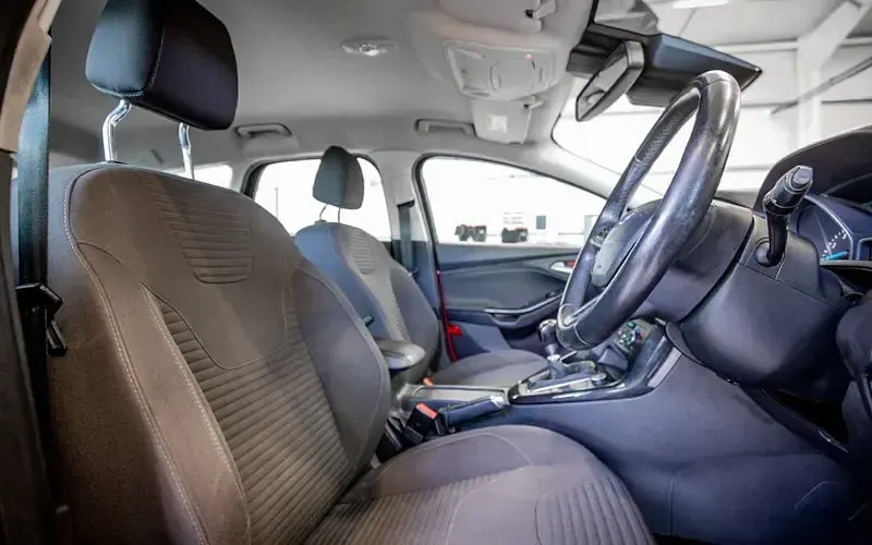 Used Ford Focus Titanium 125 HP (91 kW) 2017 Red Estate