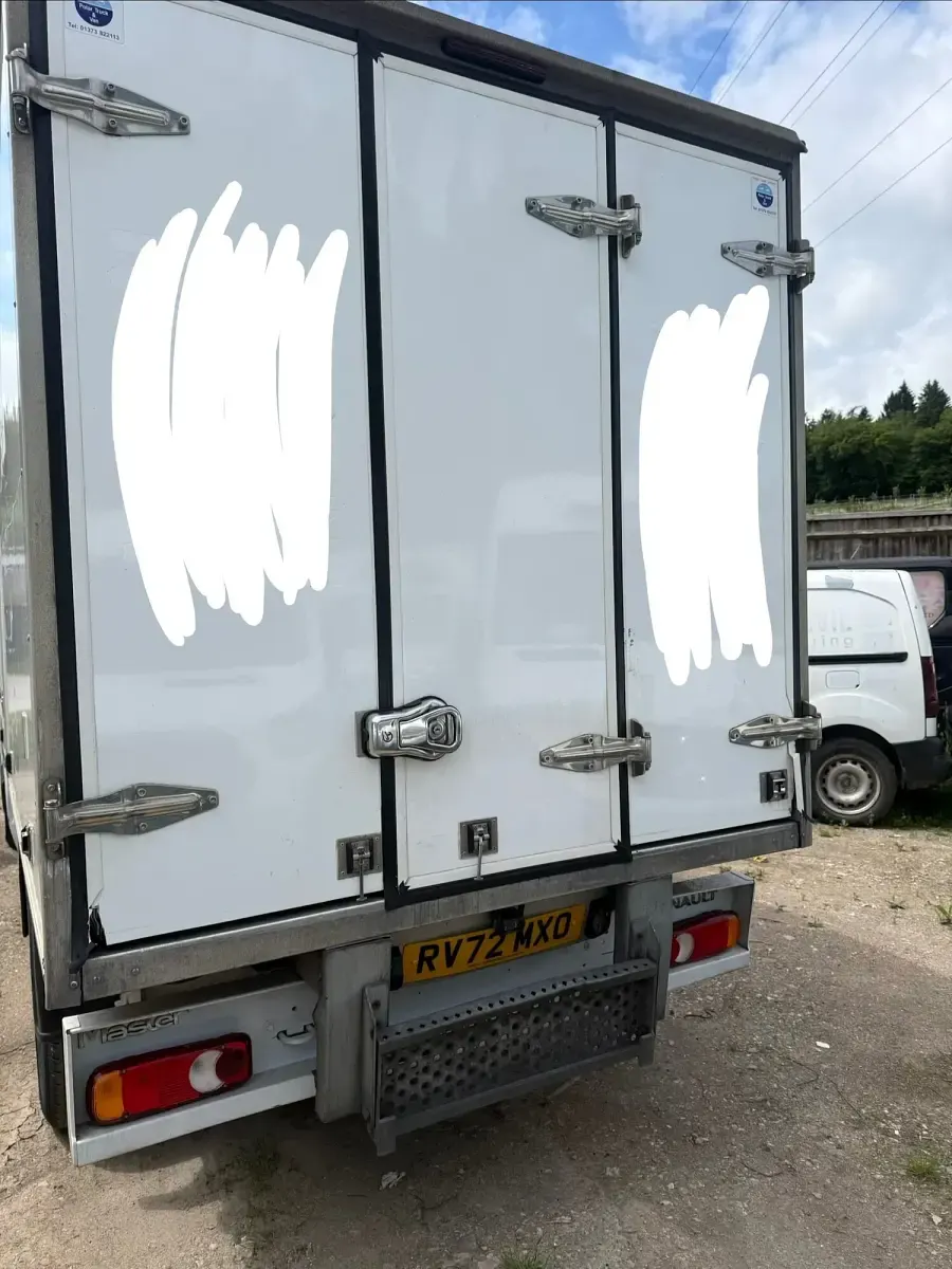 Used Renault Master 145 HP (106 kW) 2023 White MPV