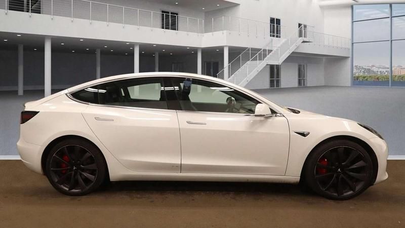 Used Tesla Model 3 Performance 461 kW (627 HP) 2020 White Sedan