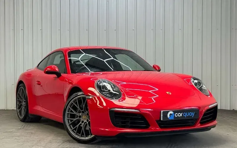 Begagnad Porsche 911 370 HK (272 kW) 2017 Sportkupé