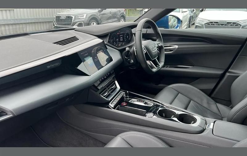 Used Audi e-tron GT quattro Comfort 384 kW (523 HP) 2023 Blue Sedan