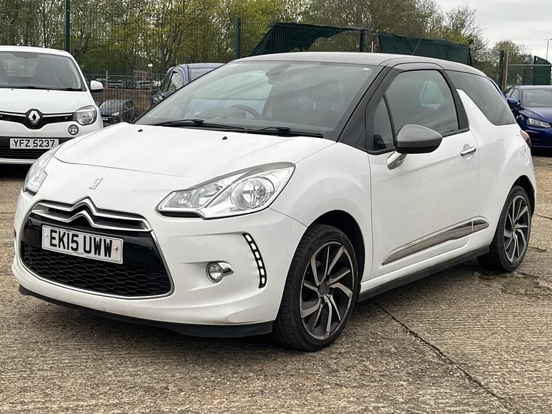 Używany Citroën DS3 PureTech 110 KM (80 kW) 2015 Biały Hatchback