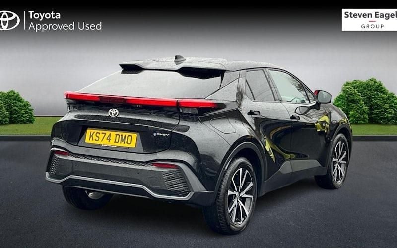 Used Toyota C-HR Design 223 HP (164 kW) 2025 SUV