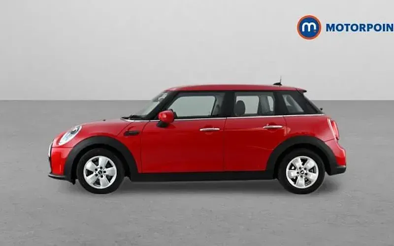 Used Mini Cooper Classic 136 HP (100 kW) 2022 Red Hatchback
