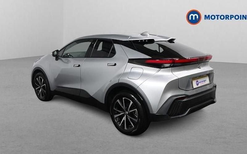 Used Toyota C-HR Design 223 HP (164 kW) 2026 SUV