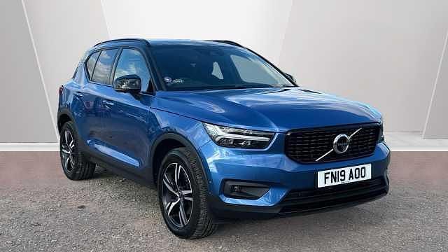 Used 2019 Volvo XC40 R-Design SUV | £23,750 (A bit pricey) - Image 1/3