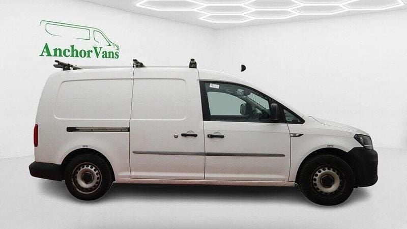 Used VW Caddy Maxi Startline 102 HP (75 kW) 2018 White MPV