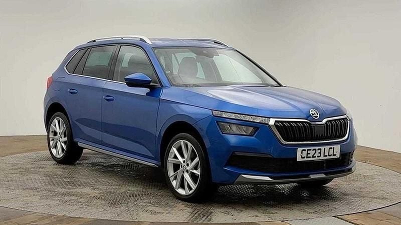 Used Skoda Kamiq SE L Executive 147 HP (108 kW) 2023 Race blue metallic SUV