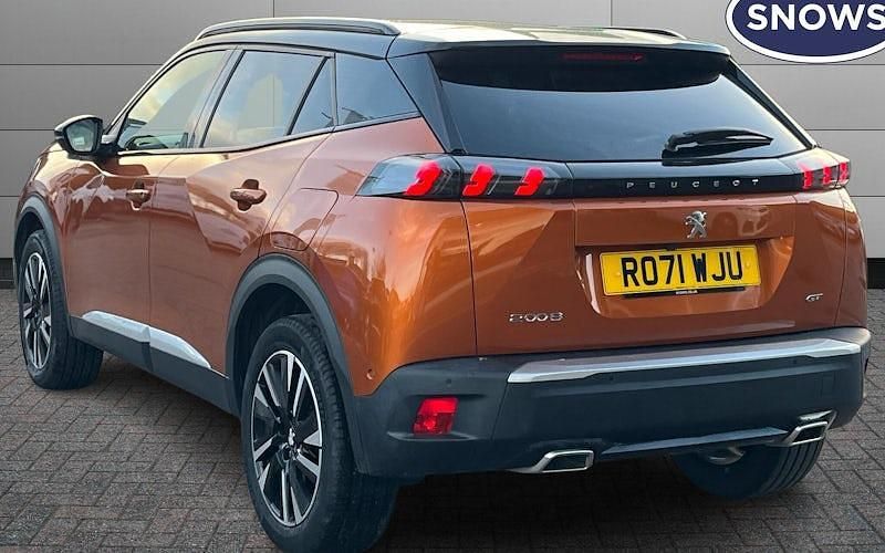 Used Peugeot 2008 Premium 131 HP (96 kW) 2021 Orange SUV