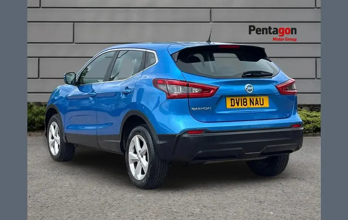 Used Nissan Qashqai Acenta 115 HP (84 kW) 2018 Blue SUV