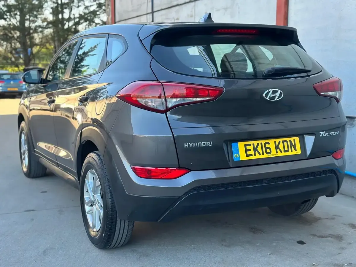 Used Hyundai Tucson 177 HP (130 kW) 2016 Grey SUV