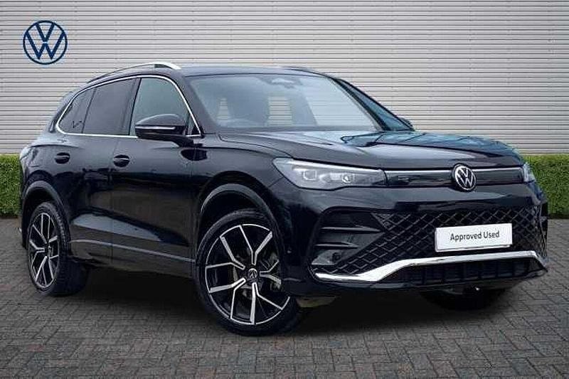 Used VW Tiguan R-line 150 HP (110 kW) 2024 Black SUV