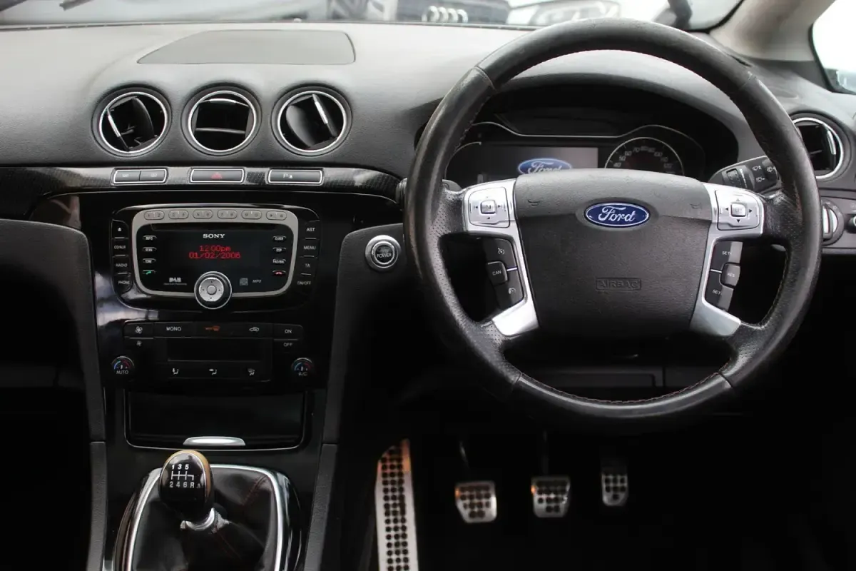 Używany Ford S-MAX Titanium X 200 KM (147 kW) 2011 Czarny Minivan