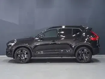 Used Volvo XC40 Plus 197 HP (144 kW) 2025 Black SUV