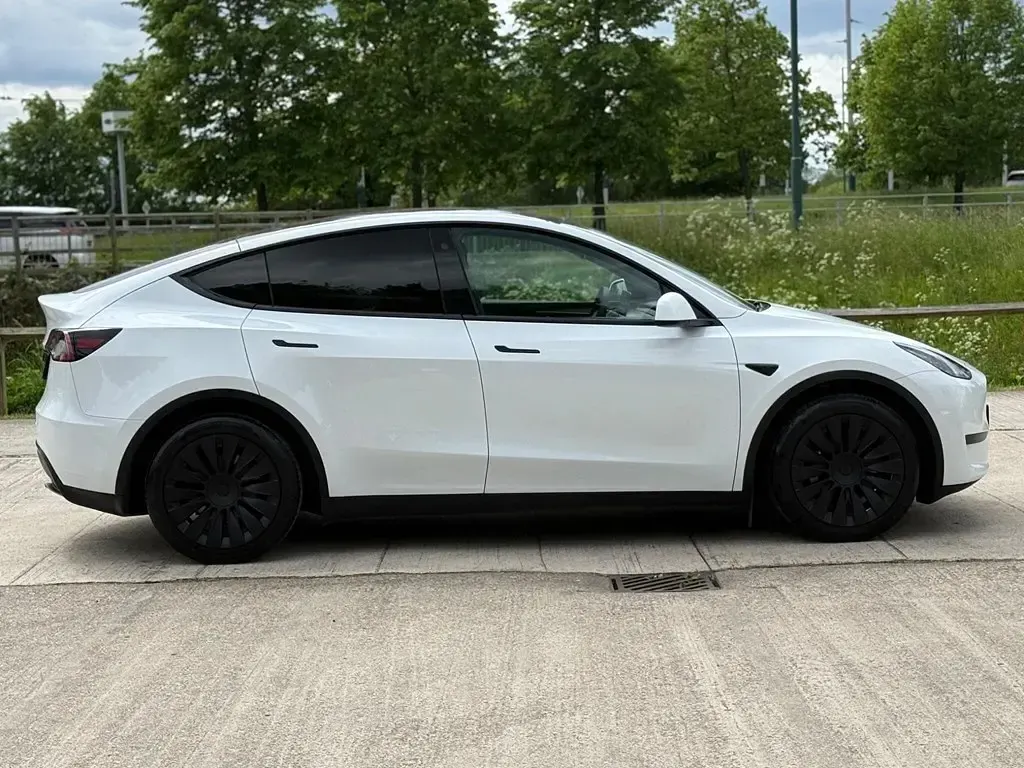 Used Tesla Model Y 250 kW (340 HP) 2023 SUV