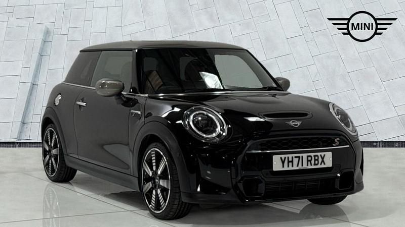 Black Used 2021 Mini Cooper S Exclusive Hatchback | £21,661 (Fair price) - Image 1/4
