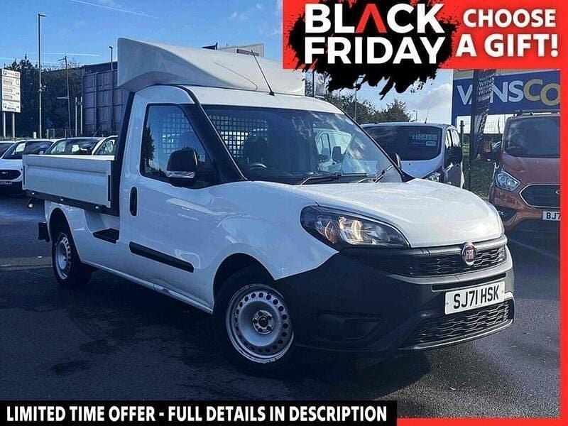 White Used 2021 Fiat Doblò S MPV | £6,995 (Fair price) - Image 1/4