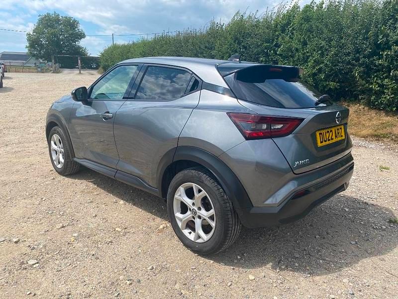 Gebraucht Nissan Juke N-Connecta 2022 Grau SUV