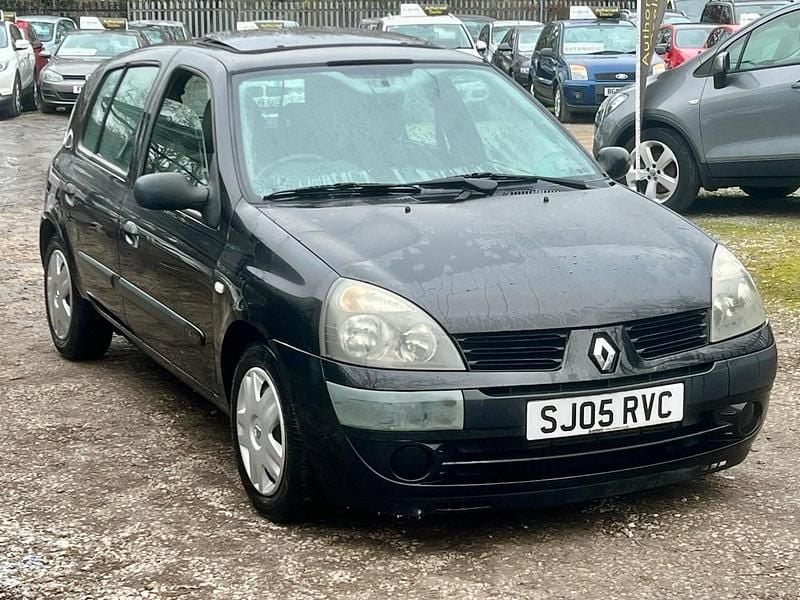 Black Used 2005 Renault Clio II Expression Hatchback | £2,490 (Fair price) - Image 1/4