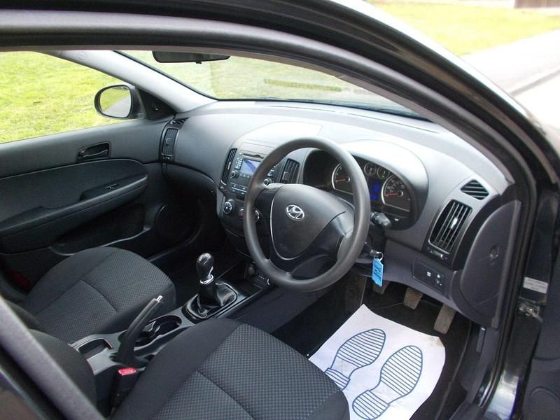 Used Hyundai i30 Classic 2011 Black Hatchback