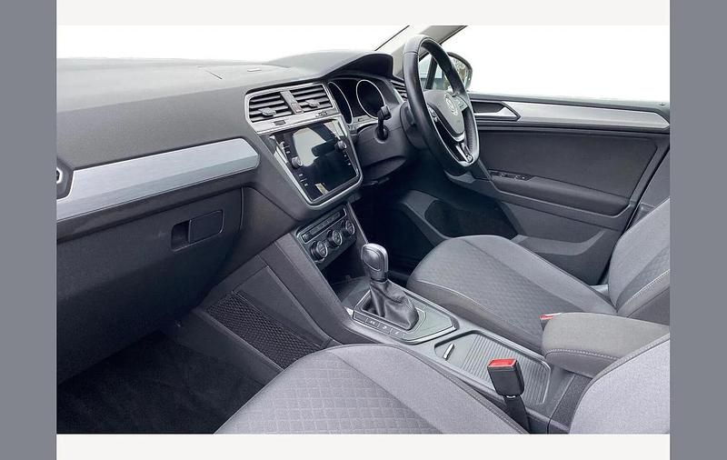 Used VW Tiguan Match 150 HP (110 kW) 2020 White SUV