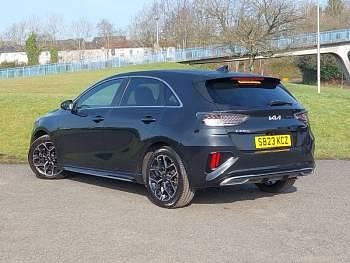 Używany Kia Ceed GT-Line 2023 Czarny Hatchback