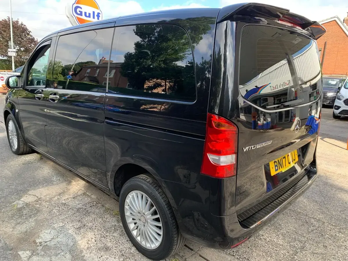 Used Mercedes Vito 187 HP (137 kW) 2017 Black Van
