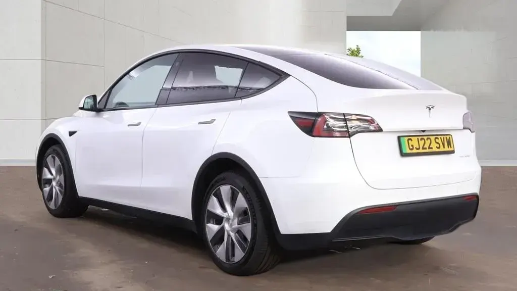 Used Tesla Model Y 282 kW (384 HP) 2022 White SUV