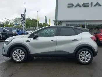 Used Renault Captur Iconic 140 HP (102 kW) 2022 Grey SUV