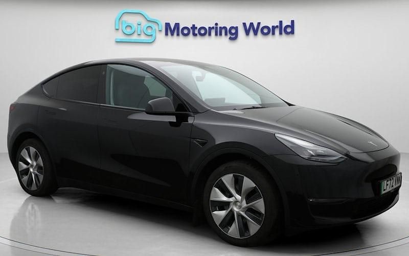 Used 2025 Tesla Model Y Long Range AWD SUV | £26,600 (Good price) - Image 1/4