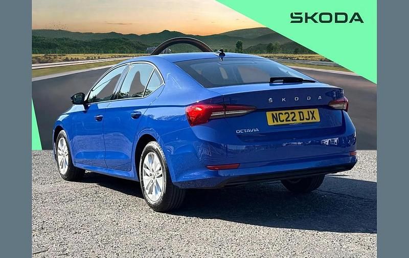 Used Skoda Octavia SE 110 HP (80 kW) 2022 Blue Hatchback
