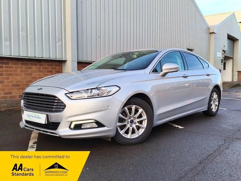 Used Ford Mondeo Titanium 150 HP (110 kW) 2018 Silver Hatchback