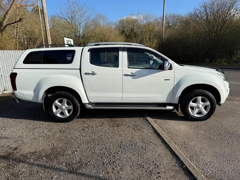 Used Isuzu D-Max 2017 White Pickup