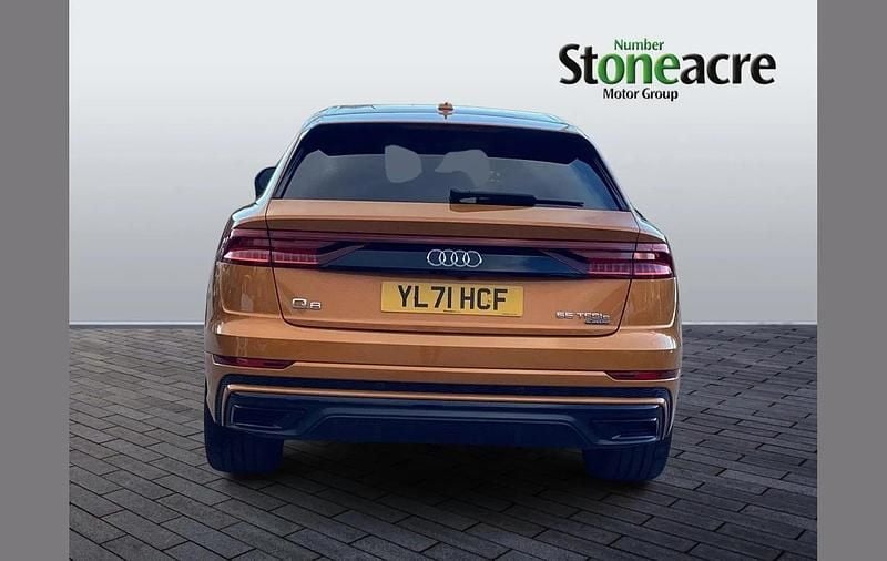 Used Audi Q8 Black Edition 375 HP (275 kW) 2021 Orange SUV