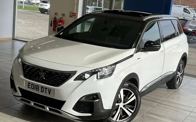 Used Peugeot 5008 GT-line 131 HP (96 kW) 2018 White SUV