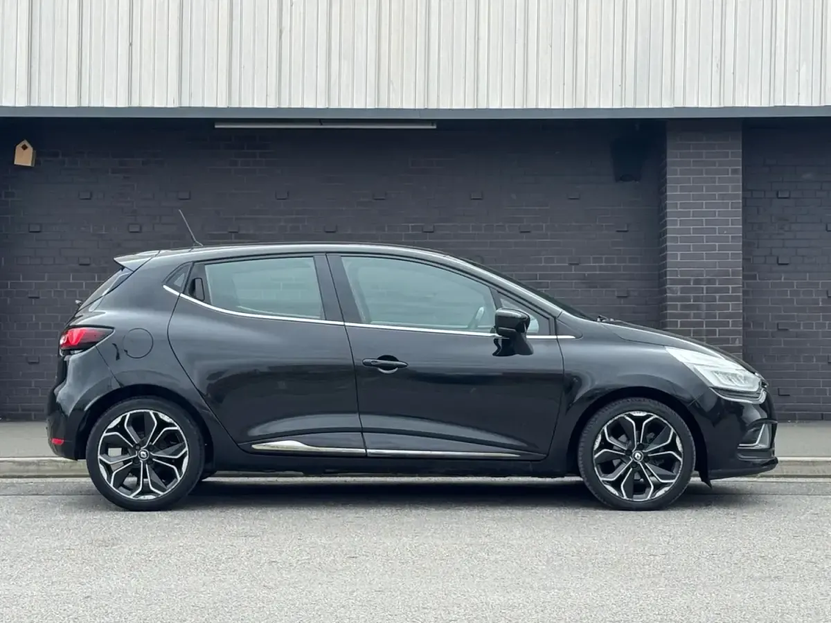 Usado Renault Clio IV Dynamique 2017 Preto Citadino