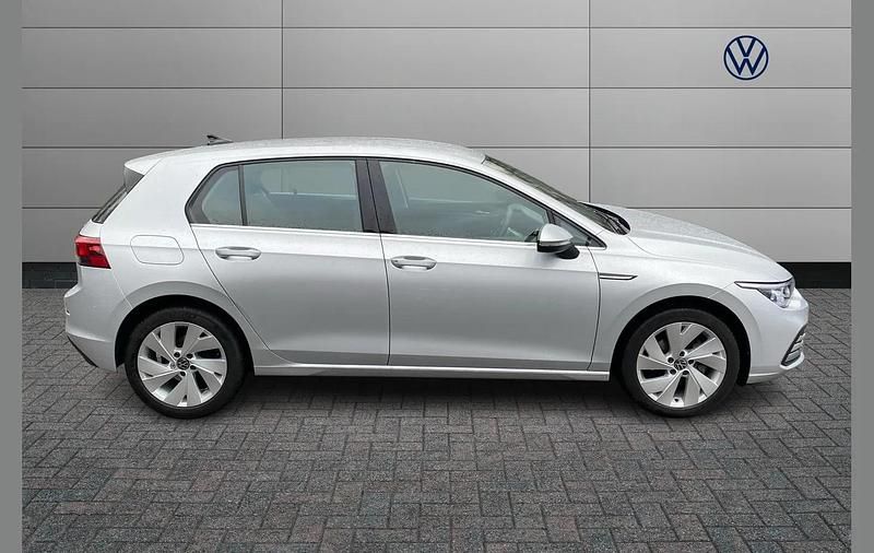 Used VW Golf VIII Style 128 HP (94 kW) 2022 Silver Hatchback