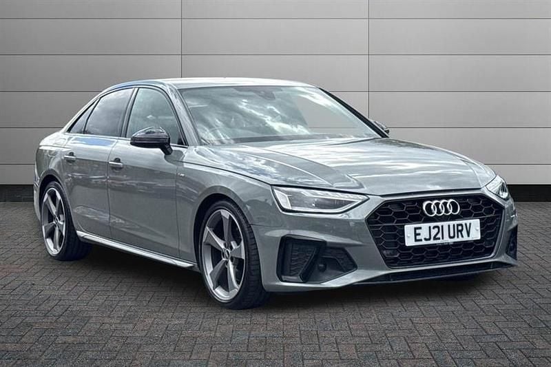 Used Audi A4 Black Edition 150 HP (110 kW) 2021 Glacier white Sedan