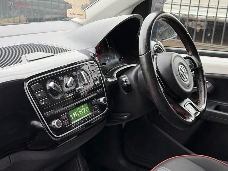 Used VW up! Groove 2013 White Hatchback