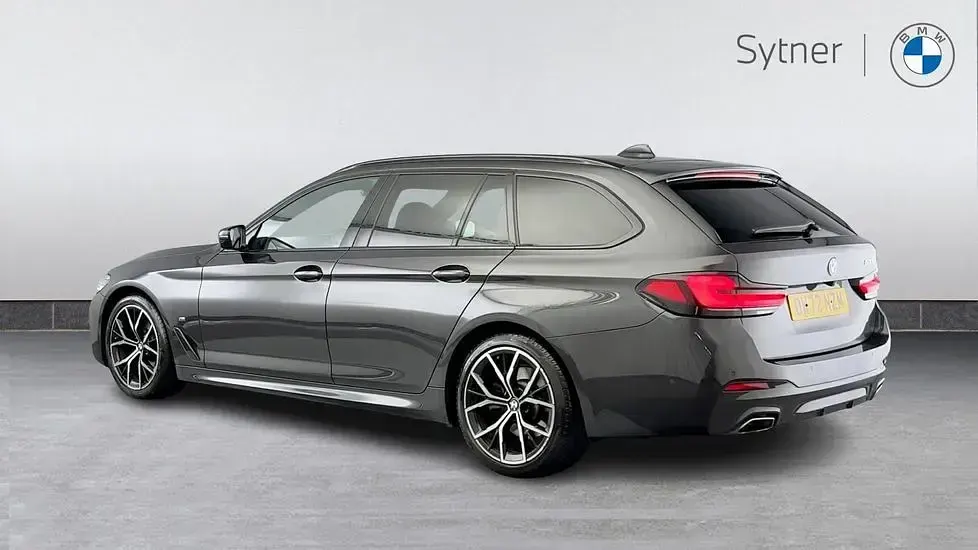 Used BMW 520 M Sport 181 HP (133 kW) 2023 Grey Estate