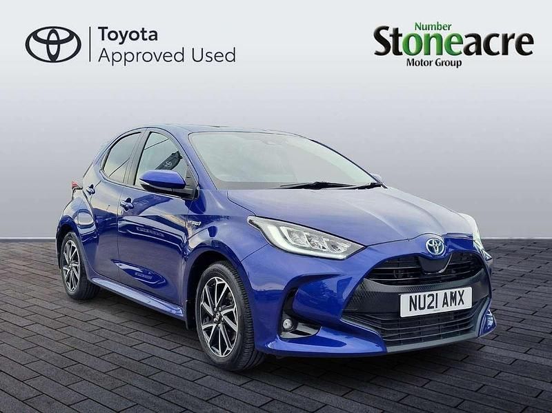 Blue Used 2021 Toyota Yaris Hybrid Design Hatchback | £14,000 (Fair price) - Image 1/2
