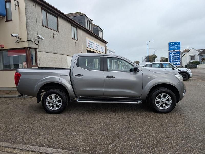 Used Nissan Navara Acenta 2021 Grey Pickup