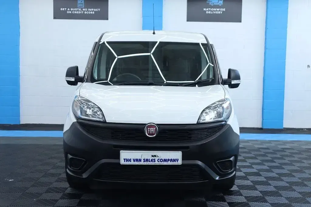 Used Fiat Doblò S 95 HP (69 kW) 2021 White MPV