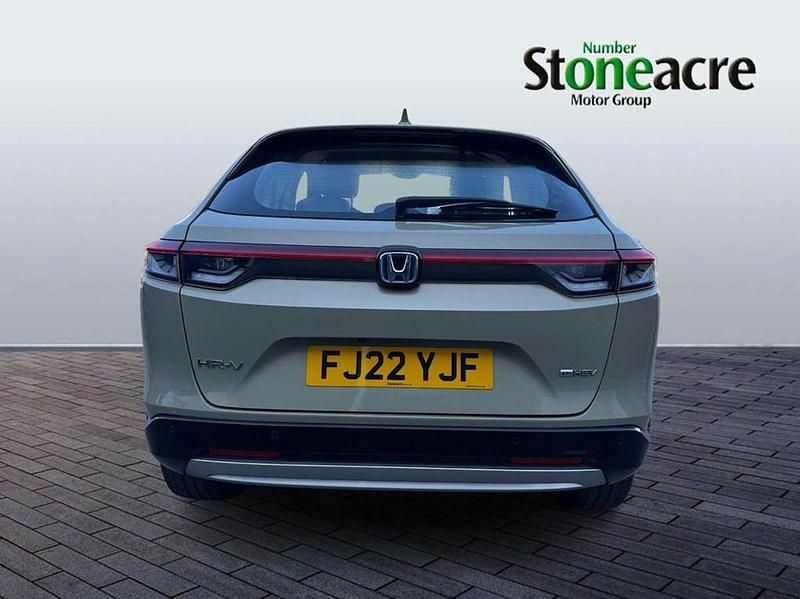 Used Honda HR-V Advance 152 HP (111 kW) 2022 Beige SUV