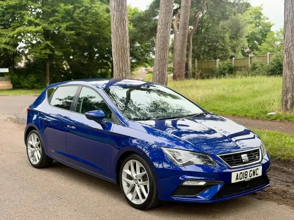 Used Seat Leon FR 150 HP (110 kW) 2018 Blue Hatchback