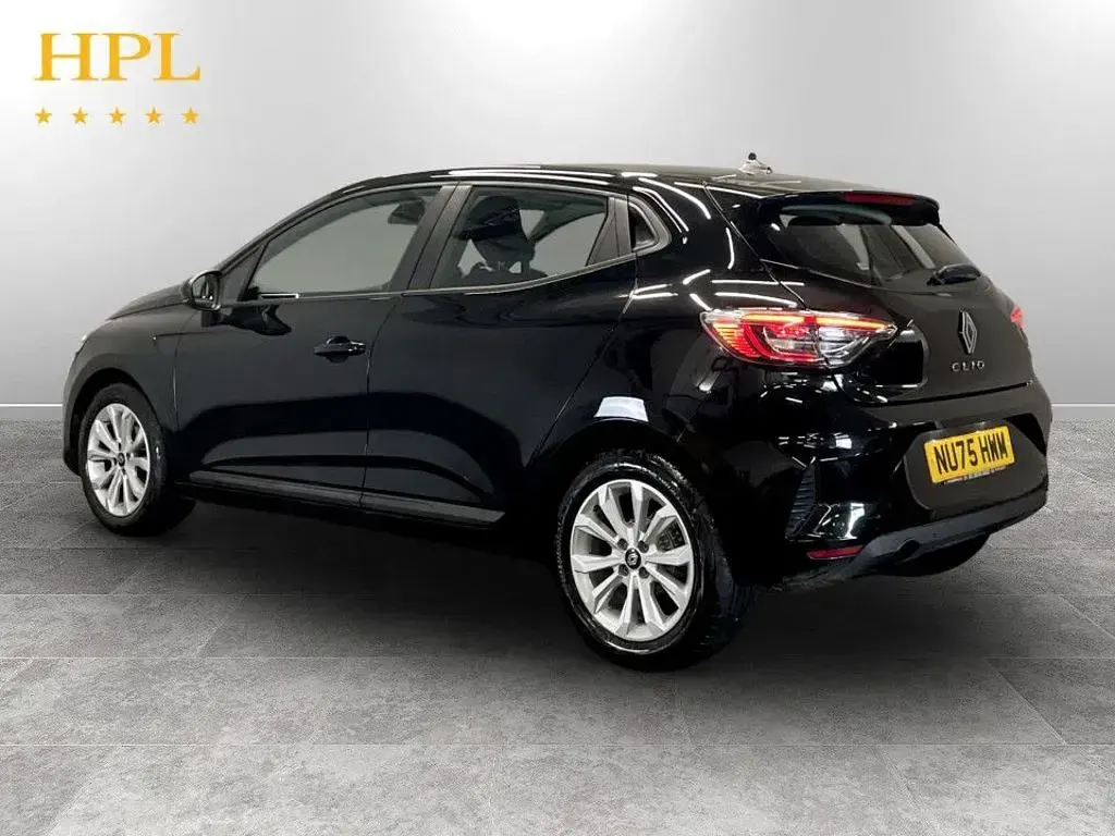 Used Renault Clio Evolution 90 HP (66 kW) 2025 Black Hatchback