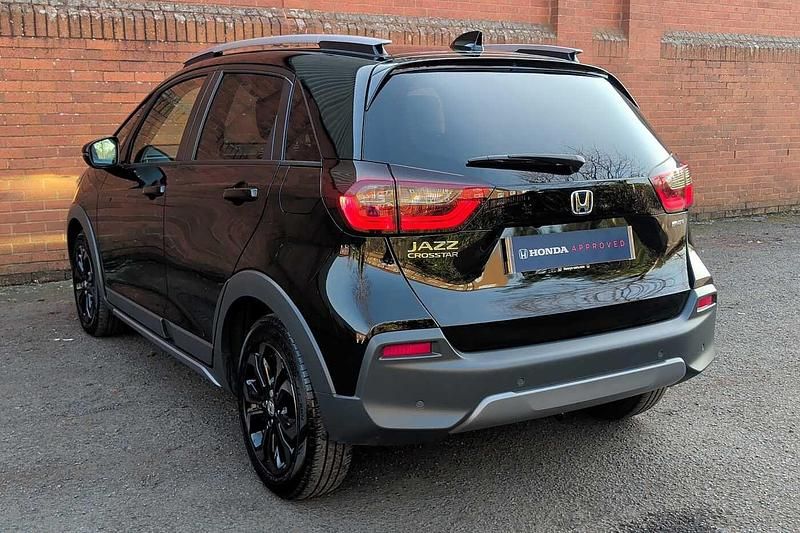 Begagnad Honda Jazz Advance 122 HK (89 kW) 2025 Svart Halvkombi