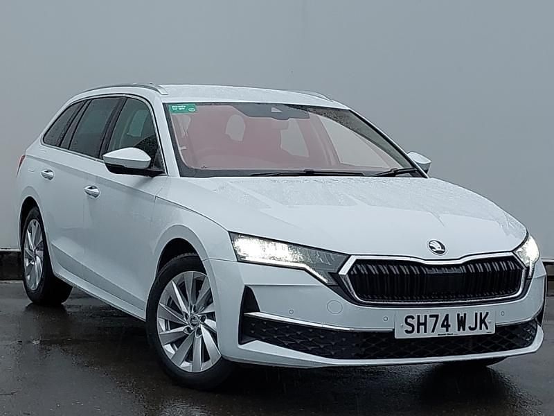Used Skoda Octavia SE L 150 HP (110 kW) 2024 White Estate