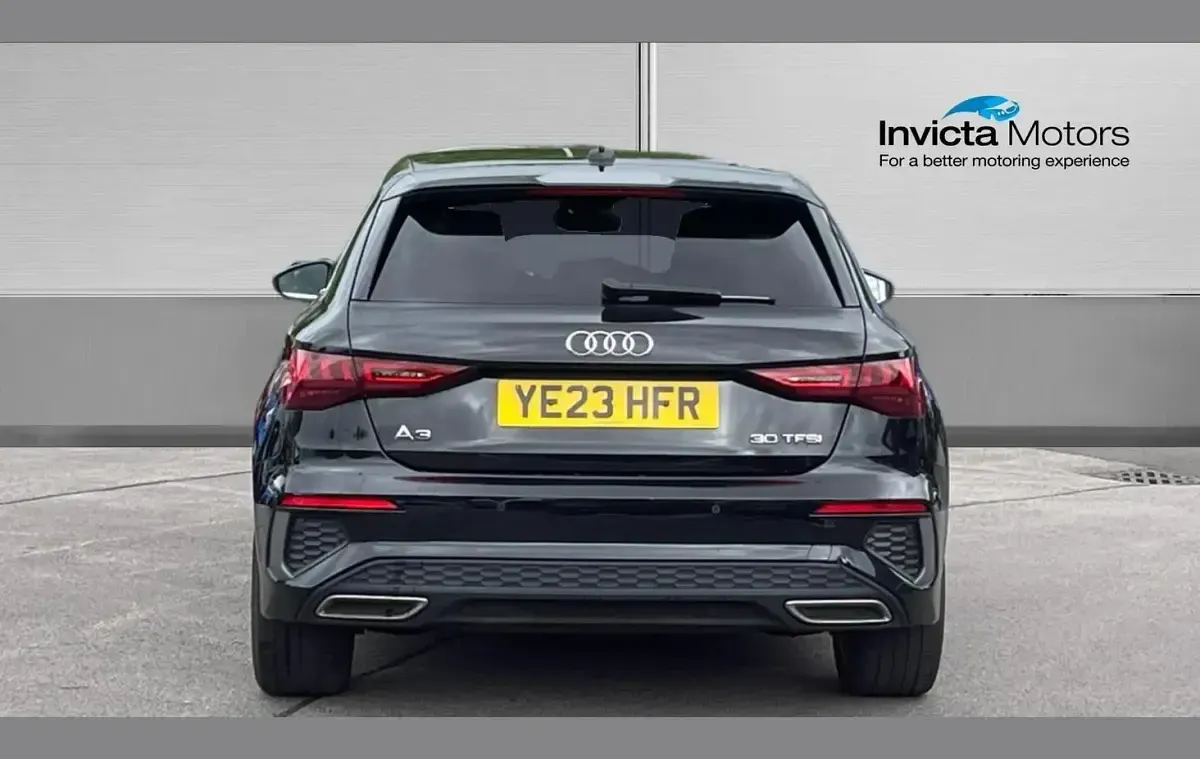 Usado Audi A3 S-Line 110 CV (80 kW) 2023 Negro Berlina