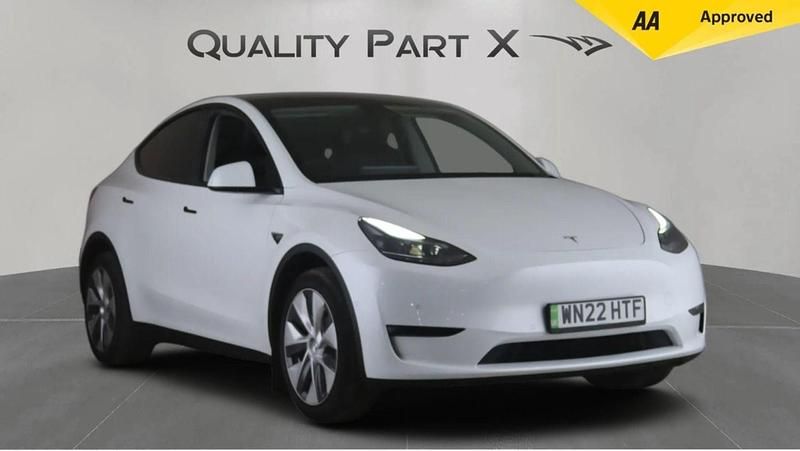 Used Tesla Model Y Long Range AWD 378 kW (514 HP) 2022 White SUV